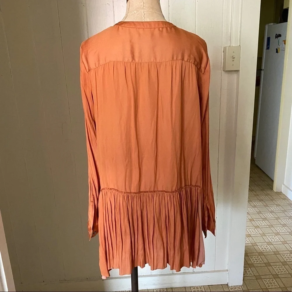 BANANA REPUBLIC Heritage sz S Orange Long Sleeve Ruffle Shirt